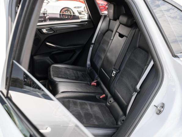 Porsche Macan I с пробегом 2016 года, цена 3 399 000 рублей, 143549 км, внедорожник, Автокод Объявления