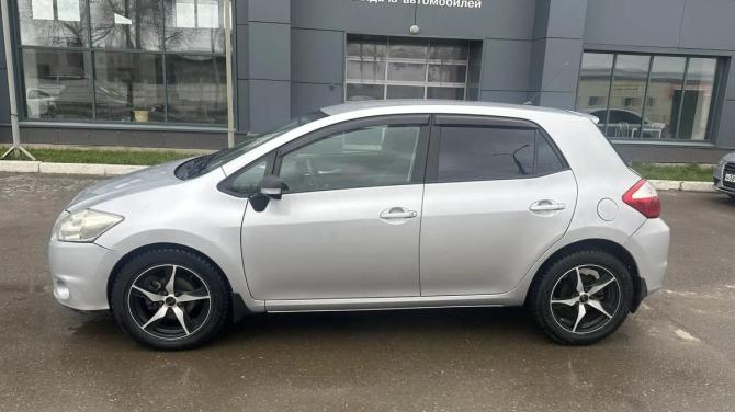 Toyota Auris I Рестайлинг с пробегом 2011 года, цена 910 000 рублей, 118000 км, хэтчбек, Автокод Объявления