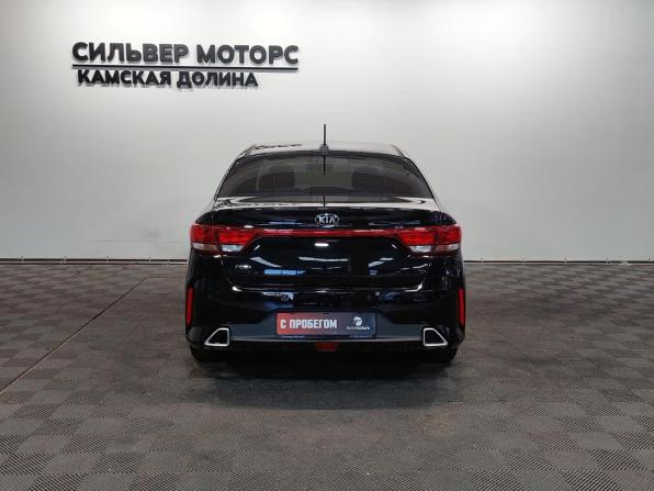 Kia Rio IV Рестайлинг с пробегом 2021 года, цена 1 590 000 рублей, 78168 км, седан, Автокод Объявления