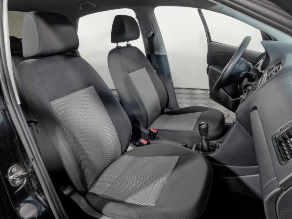Volkswagen Polo V с пробегом 2014 года, цена 682 800 рублей, 402345 км, седан, Автокод Объявления