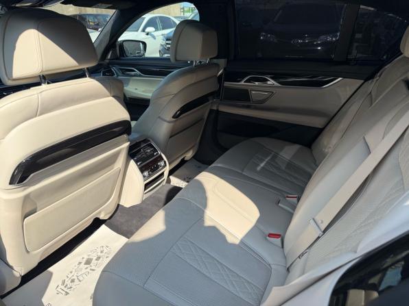 BMW 7 серии VI (G11/G12) Рестайлинг с пробегом 2019 года, цена 5 870 000 рублей, 139000 км, седан, Автокод Объявления