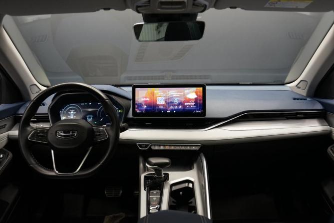 Geely Preface I (China Market) Рестайлинг с пробегом 2022 года, цена 2 490 000 рублей, 62015 км, седан, Автокод Объявления