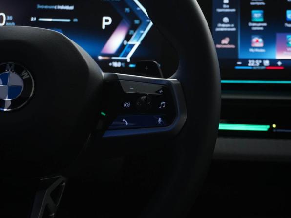 BMW 5 серии VIII (G60/G61/G68) с пробегом 2024 года, цена 6 998 888 рублей, 36340 км, седан, Автокод Объявления