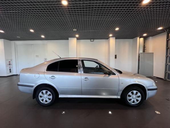 Skoda Octavia I (A4) Рестайлинг с пробегом 2002 года, цена 193 000 рублей, 263750 км, лифтбек, Автокод Объявления