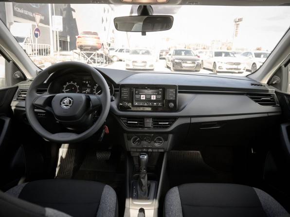Skoda Rapid II с пробегом 2022 года, цена 1 687 000 рублей, 68642 км, лифтбек, Автокод Объявления