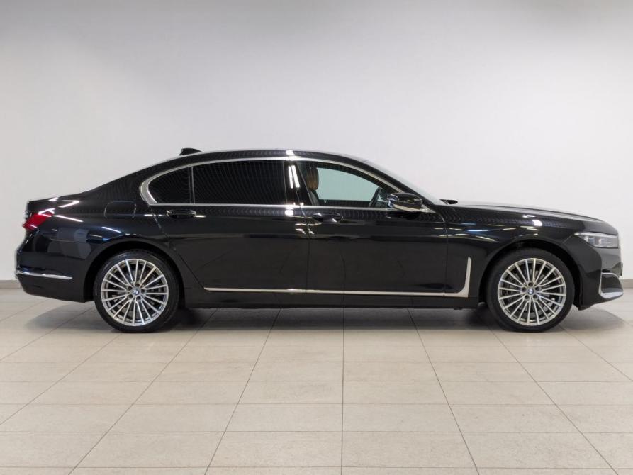 BMW 7 серии VI (G11/G12) Рестайлинг Санкт-Петербург  - изображение 4