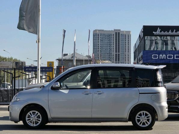 Toyota Sienta I Рестайлинг 2 с пробегом 2013 года, цена 864 000 рублей, 149274 км, компактвэн, Автокод Объявления