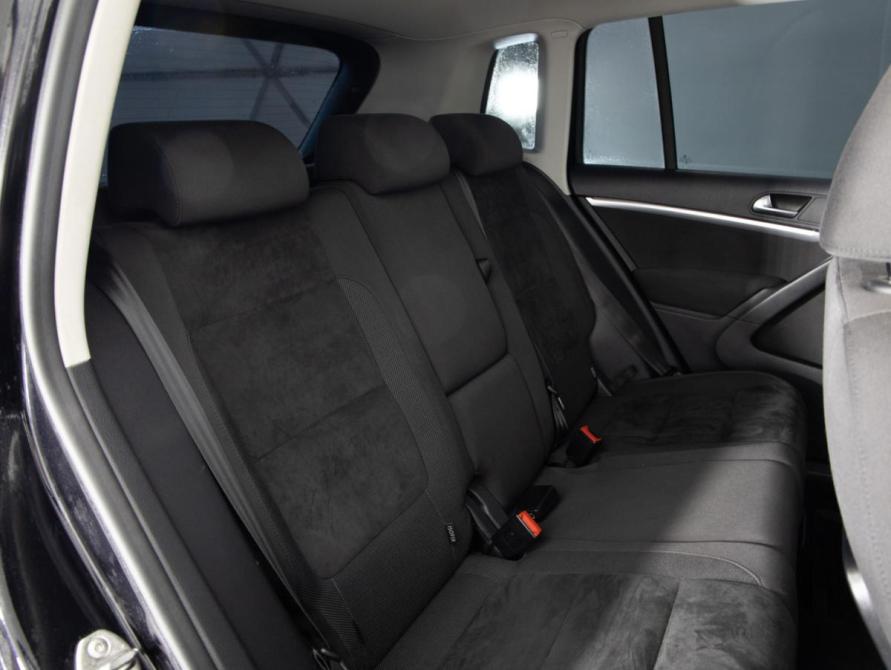 Volkswagen Tiguan I Рестайлинг Санкт-Петербург  - изображение 19