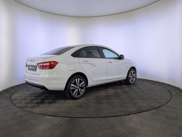 Lada (ВАЗ) Vesta I с пробегом 2022 года, цена 1 200 000 рублей, 65868 км, седан, Автокод Объявления