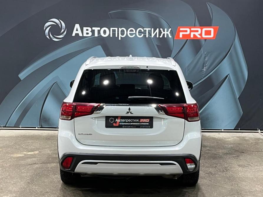 Mitsubishi Outlander III Рестайлинг 3 Пермь  - изображение 6