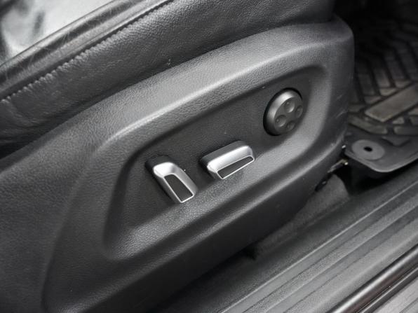 Audi Q5 I (8R) Рестайлинг с пробегом 2014 года, цена 1 854 000 рублей, 220000 км, внедорожник, Автокод Объявления