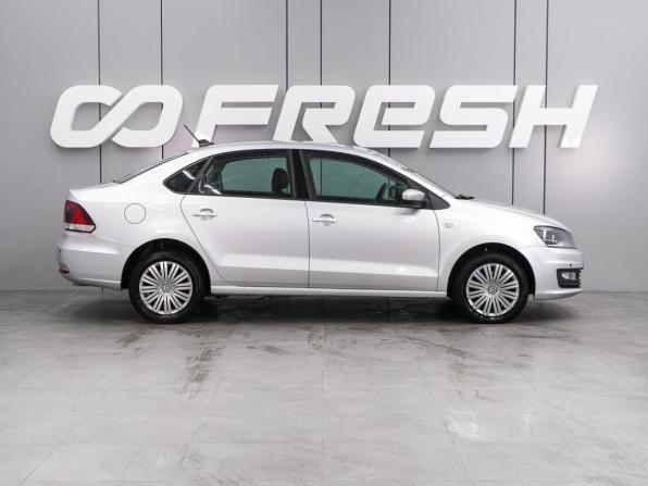 Volkswagen Polo V Рестайлинг с пробегом 2017 года, цена 1 119 000 рублей, 155944 км, седан, Автокод Объявления