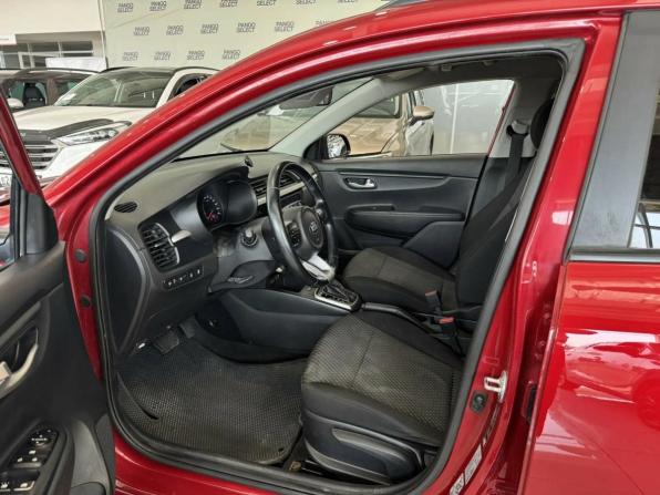 Kia Rio IV с пробегом 2018 года, цена 1 390 000 рублей, 104839 км, хэтчбек, Автокод Объявления