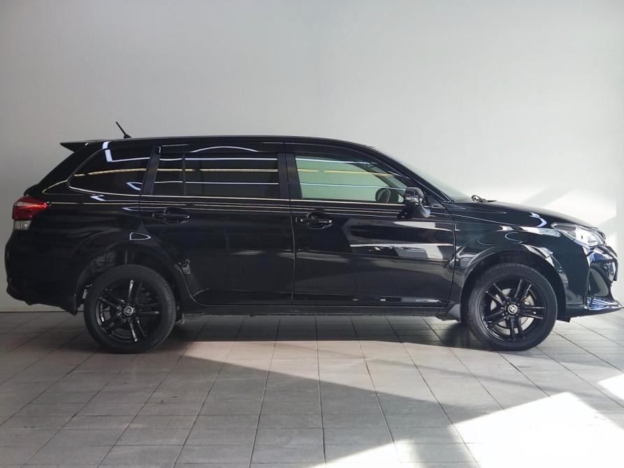 Toyota Corolla XI (E160 E170) Рестайлинг 2 Барнаул  - изображение 5