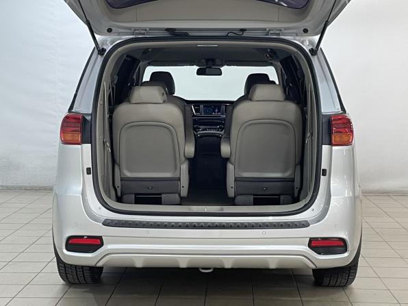 Kia Carnival III с пробегом 2018 года, цена 2 399 000 рублей, 132910 км, минивэн, Автокод Объявления