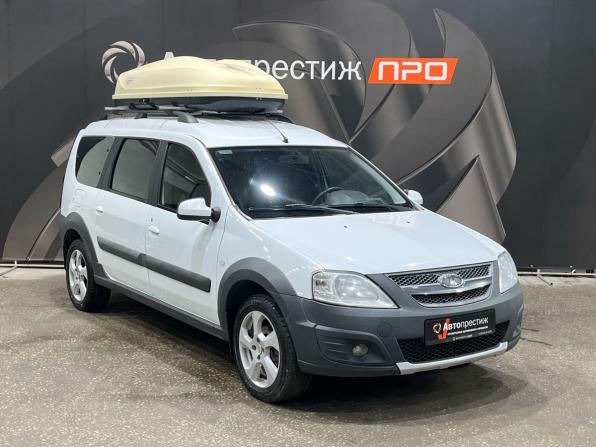 Lada (ВАЗ) Largus I с пробегом 2018 года, цена 925 000 рублей, 102681 км, универсал, Автокод Объявления