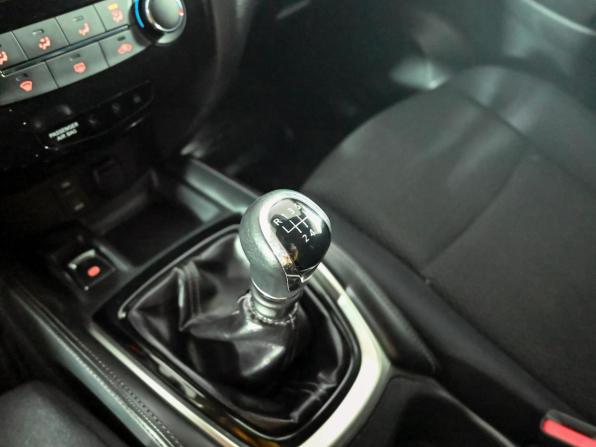 Nissan Qashqai II с пробегом 2015 года, цена 1 350 000 рублей, 79171 км, внедорожник, Автокод Объявления