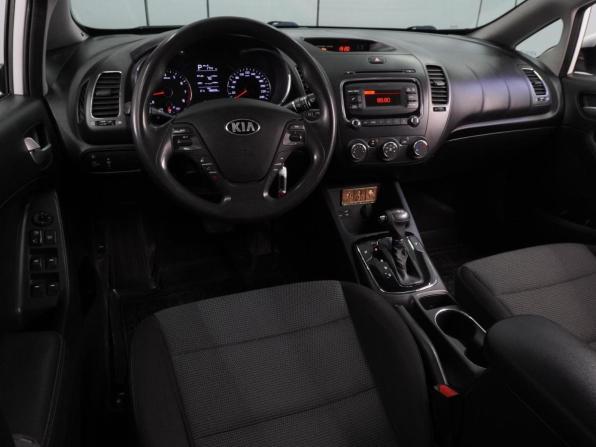 Kia Cerato III Рестайлинг (Classic) с пробегом 2017 года, цена 1 410 000 рублей, 198226 км, седан, Автокод Объявления