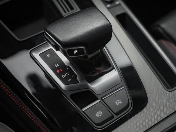 Audi Q5 II (FY) Рестайлинг с пробегом 2021 года, цена 4 549 000 рублей, 48829 км, внедорожник, Автокод Объявления