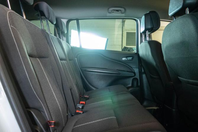 Opel Zafira C Рестайлинг с пробегом 2017 года, цена 1 249 000 рублей, 137802 км, минивэн, Автокод Объявления