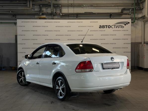 Volkswagen Polo V с пробегом 2012 года, цена 559 000 рублей, 204000 км, седан, Автокод Объявления