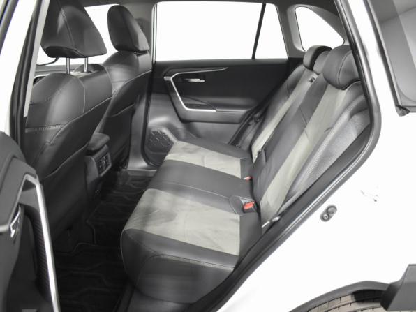 Toyota RAV4 V (XA50) с пробегом 2025 года, цена 3 897 960 рублей, 3398 км, внедорожник, Автокод Объявления