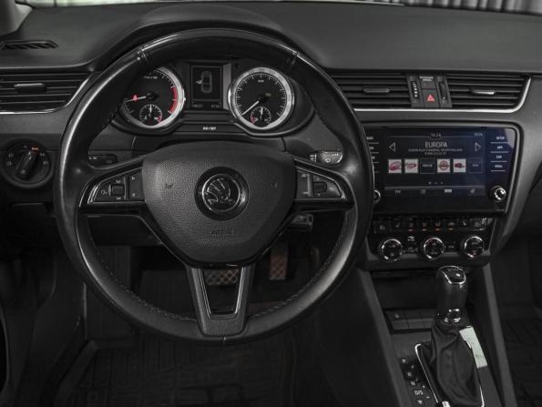 Skoda Octavia III (A7) Рестайлинг с пробегом 2020 года, цена 2 100 000 рублей, 148227 км, лифтбек, Автокод Объявления