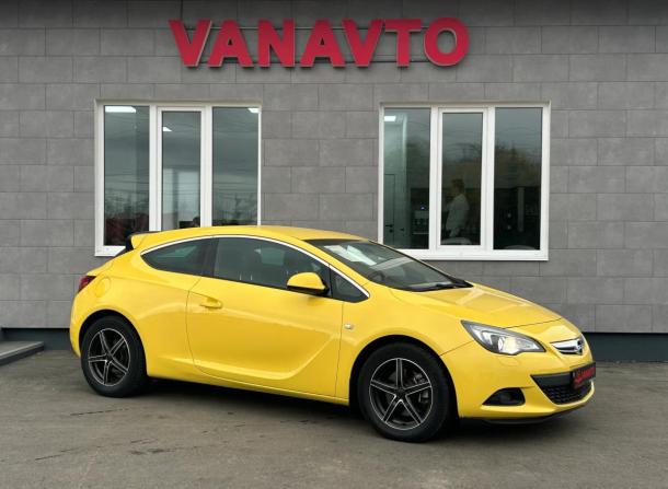 Opel Astra J Рестайлинг с пробегом 2013 года, цена 890 000 рублей, 139100 км, хэтчбек, Автокод Объявления
