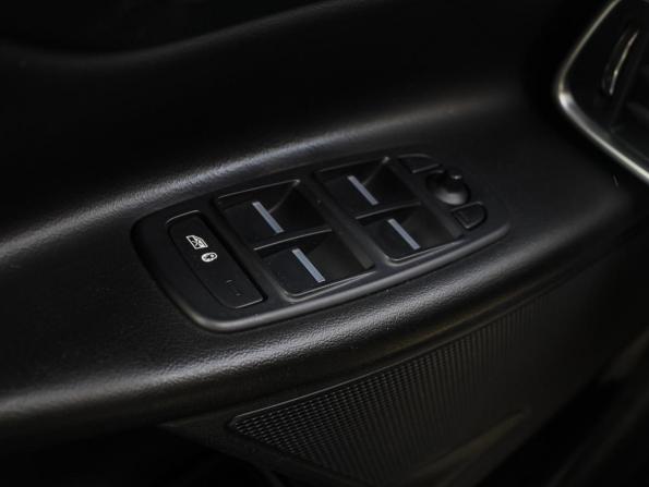 Jaguar XE I с пробегом 2016 года, цена 1 880 000 рублей, 99356 км, седан, Автокод Объявления