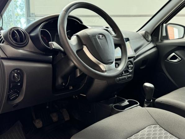 Lada (ВАЗ) Granta I Рестайлинг с пробегом 2023 года, цена 700 000 рублей, 52000 км, седан, Автокод Объявления