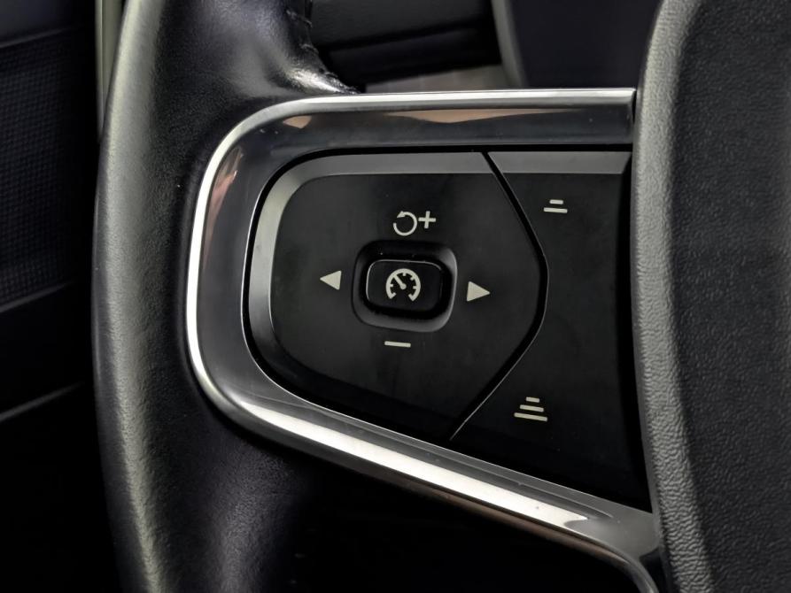 Volvo XC40 I Москва  - изображение 26