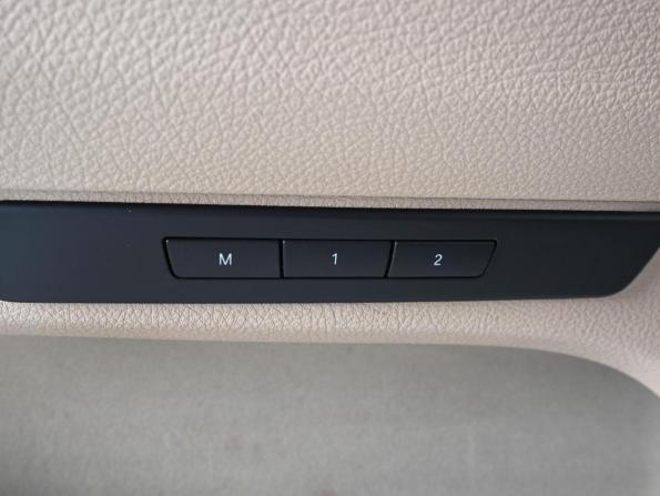 BMW 5 серии VI (F10/F11/F07) Рестайлинг с пробегом 2014 года, цена 2 429 000 рублей, 210058 км, лифтбек, Автокод Объявления