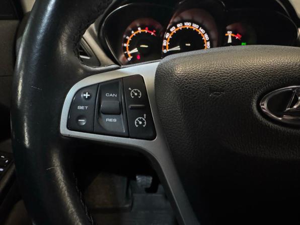 Lada (ВАЗ) Vesta I с пробегом 2019 года, цена 739 000 рублей, 173258 км, седан, Автокод Объявления