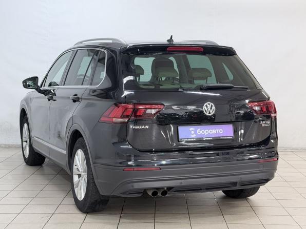 Volkswagen Tiguan II с пробегом 2017 года, цена 2 180 000 рублей, 269190 км, внедорожник, Автокод Объявления