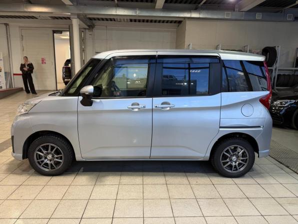 Toyota Roomy I с пробегом 2017 года, цена 999 000 рублей, 164271 км, минивэн, Автокод Объявления