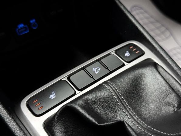 Hyundai Creta I с пробегом 2018 года, цена 1 749 000 рублей, 97120 км, внедорожник, Автокод Объявления