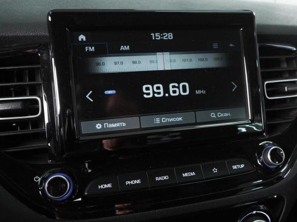 Hyundai Solaris II Рестайлинг с пробегом 2021 года, цена 1 819 000 рублей, 97337 км, седан, Автокод Объявления