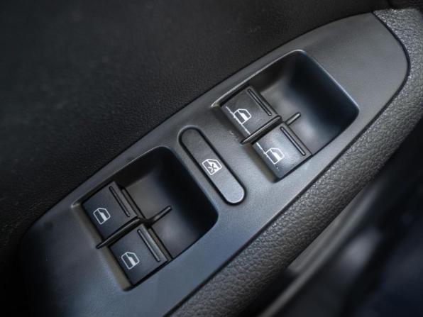 Volkswagen Jetta VI с пробегом 2014 года, цена 988 500 рублей, 171856 км, седан, Автокод Объявления