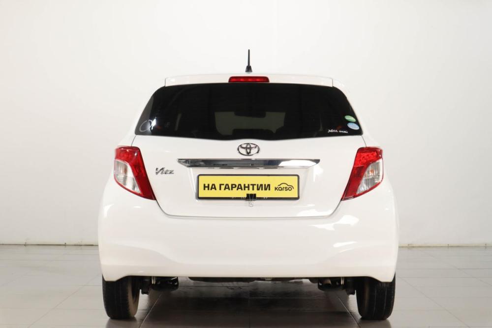 Toyota Vitz III (XP130) Челябинск  - изображение 6