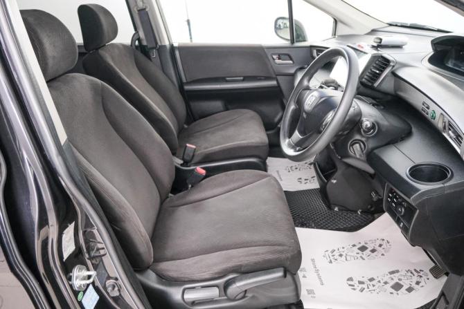 Honda Freed I Рестайлинг с пробегом 2012 года, цена 1 179 000 рублей, 142000 км, компактвэн, Автокод Объявления