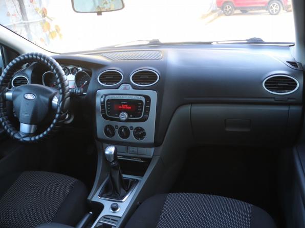 Ford Focus II Рестайлинг с пробегом 2009 года, цена 499 000 рублей, 201000 км, седан, Автокод Объявления