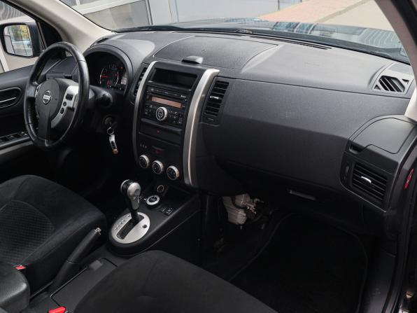 Nissan X-Trail II Рестайлинг с пробегом 2011 года, цена 1 070 000 рублей, 218723 км, внедорожник, Автокод Объявления