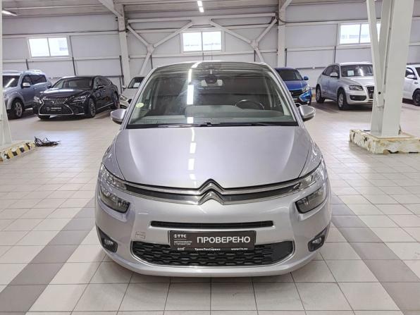 Citroen C4 Picasso II Рестайлинг с пробегом 2017 года, цена 1 370 000 рублей, 124050 км, компактвэн, Автокод Объявления