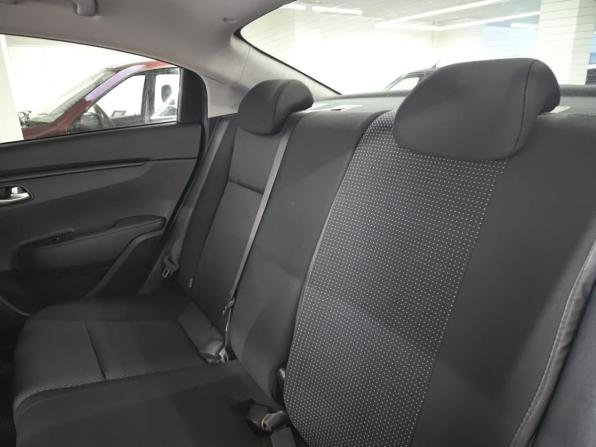 Kia Rio IV Рестайлинг с пробегом 2021 года, цена 1 616 000 рублей, 130946 км, седан, Автокод Объявления