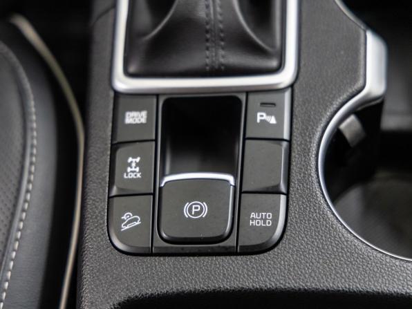 Kia Sportage IV Рестайлинг с пробегом 2019 года, цена 2 098 000 рублей, 77064 км, внедорожник, Автокод Объявления