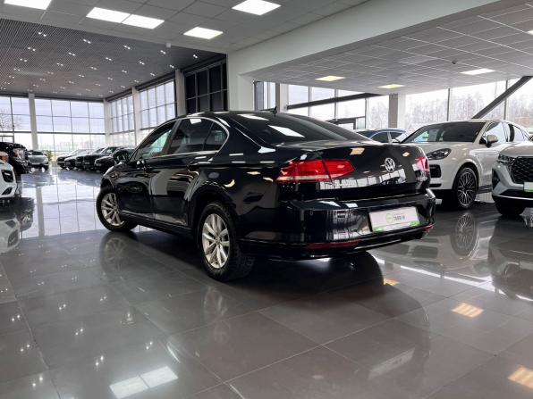 Volkswagen Passat B8 с пробегом 2017 года, цена 1 760 000 рублей, 127130 км, седан, Автокод Объявления
