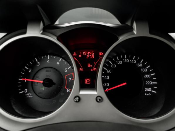 Nissan Juke I с пробегом 2012 года, цена 1 015 000 рублей, 119445 км, внедорожник, Автокод Объявления