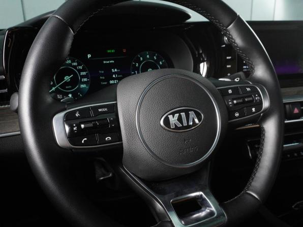 Kia K5 III с пробегом 2020 года, цена 2 329 000 рублей, 159757 км, седан, Автокод Объявления