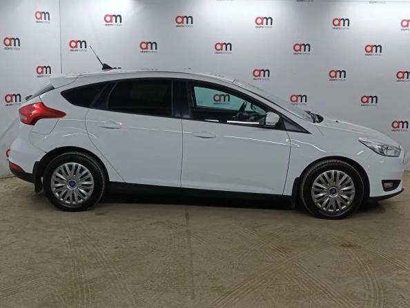 Ford Focus III Рестайлинг с пробегом 2018 года, цена 899 000 рублей, 260000 км, хэтчбек, Автокод Объявления