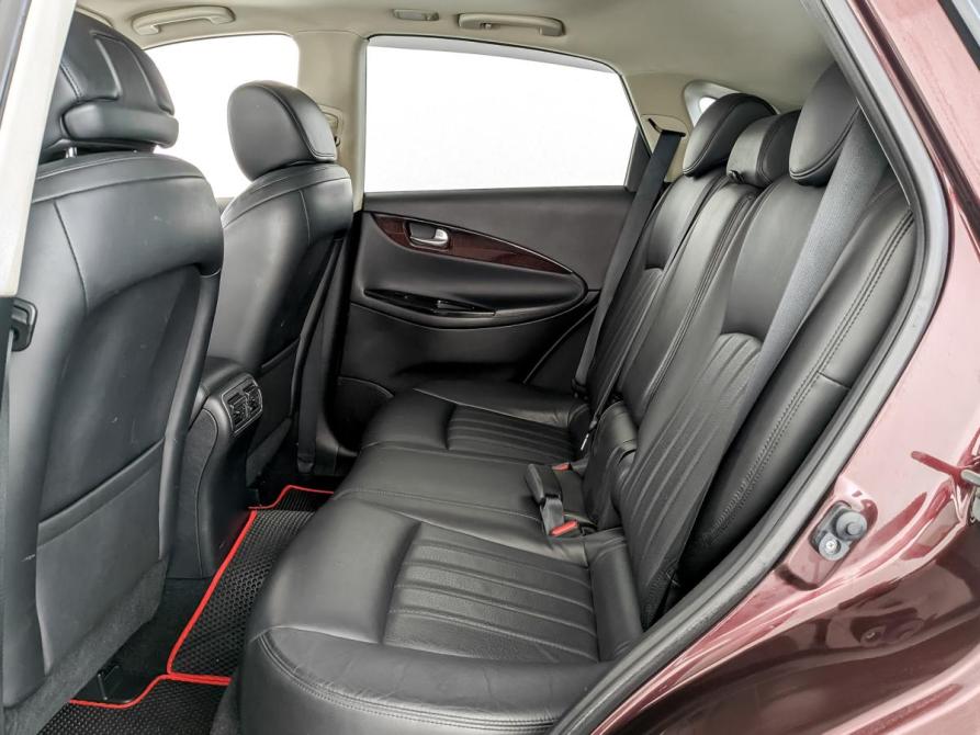 Infiniti QX50 I Москва  - изображение 12
